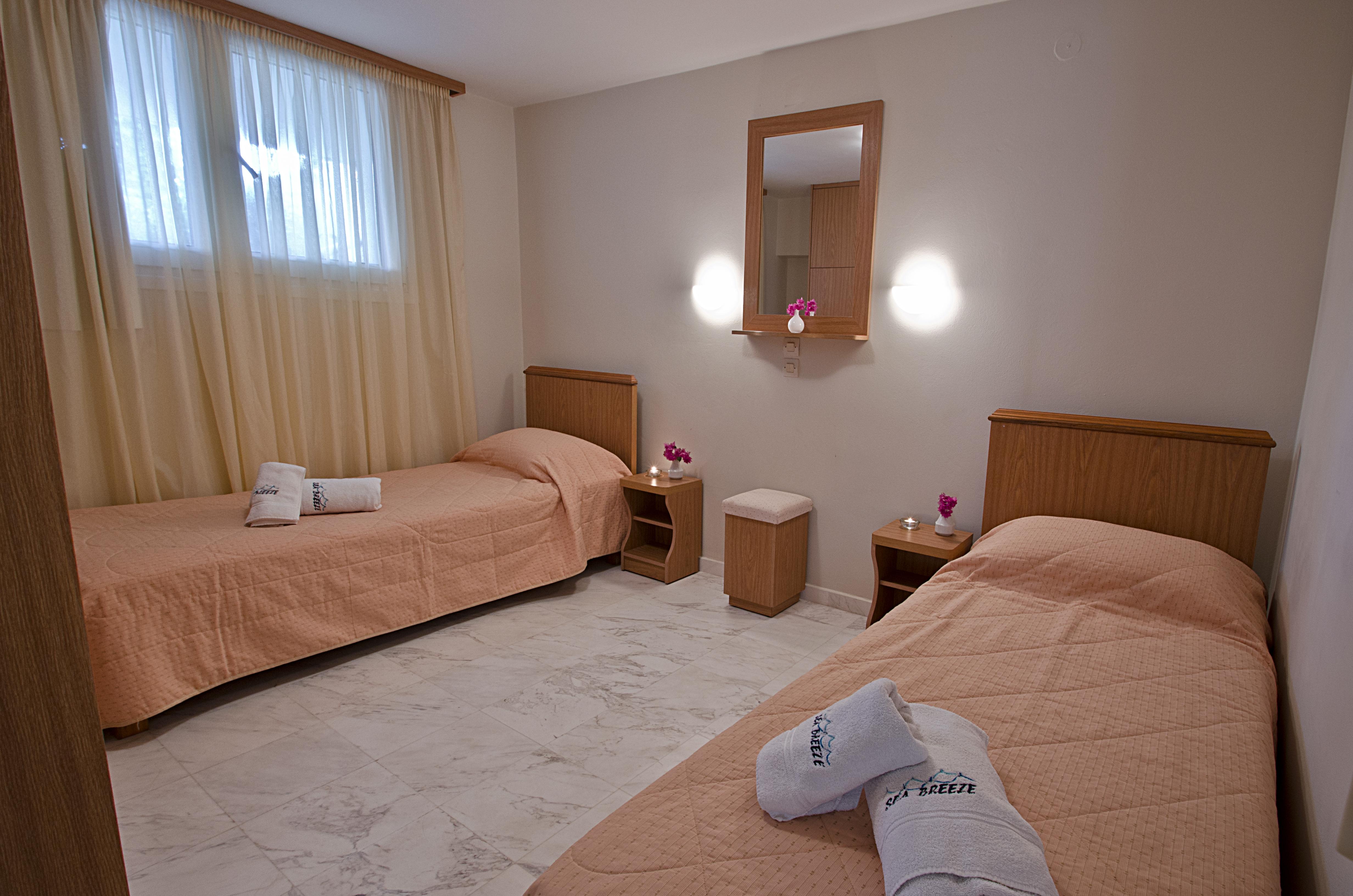 Ferienwohnung Sea Breeze Kalamaki Exterior foto