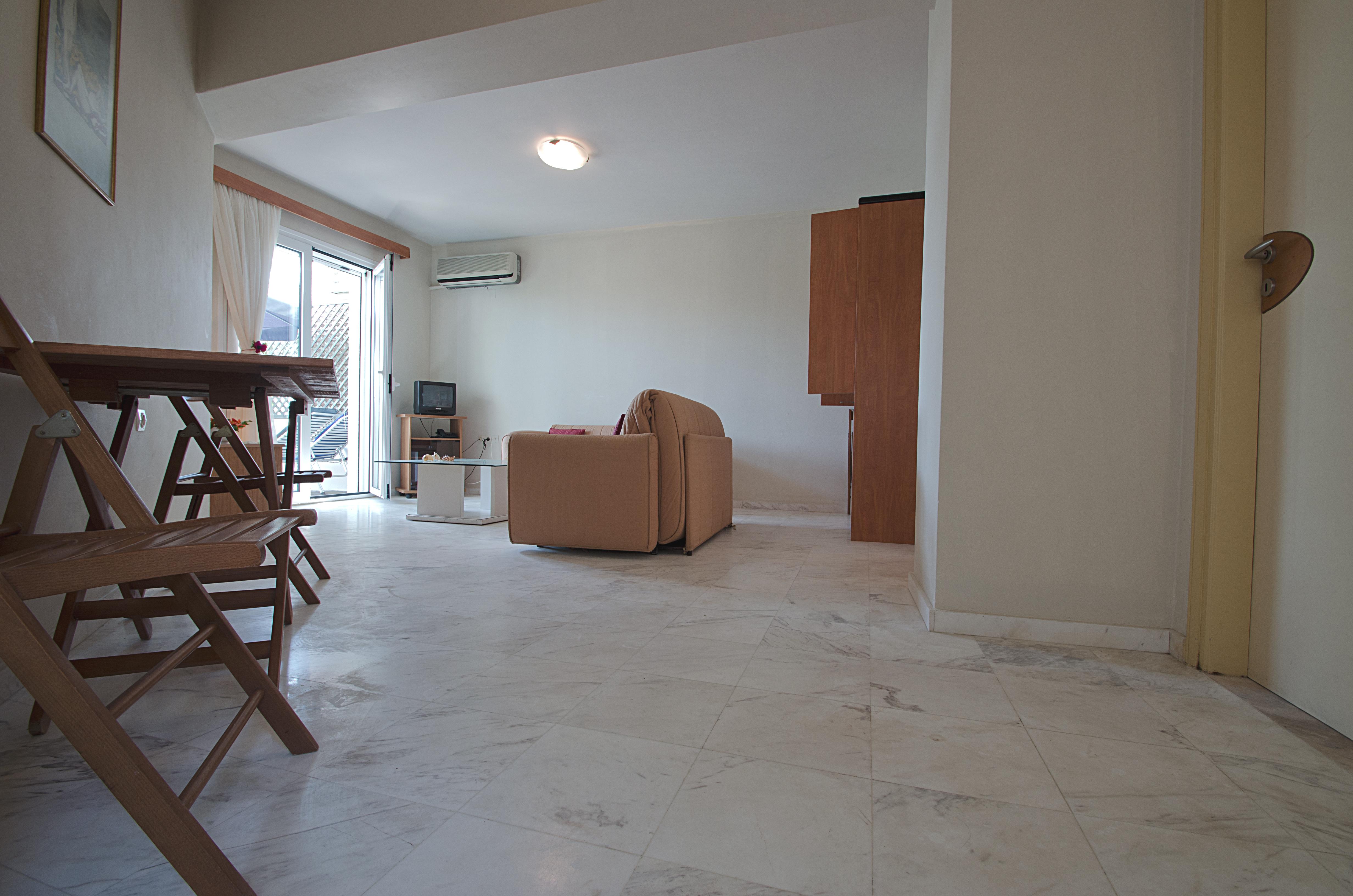 Ferienwohnung Sea Breeze Kalamaki Exterior foto